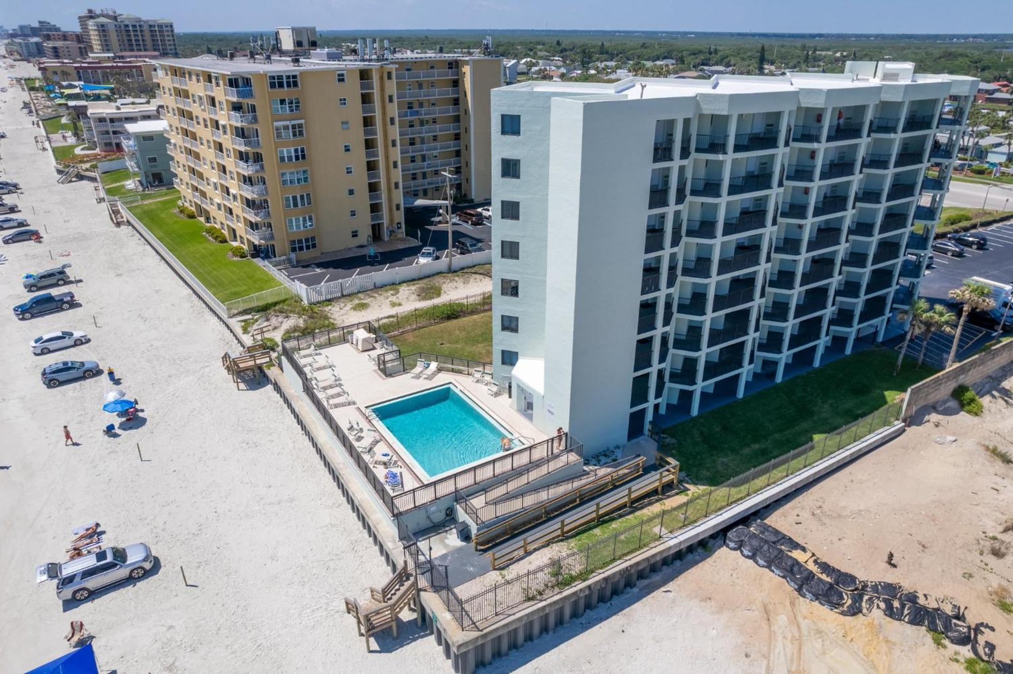 Ocean View With A Beachfront Pool At Ocean Trillium Condo ~ 702 Нью-Смирна-Бич Экстерьер фото